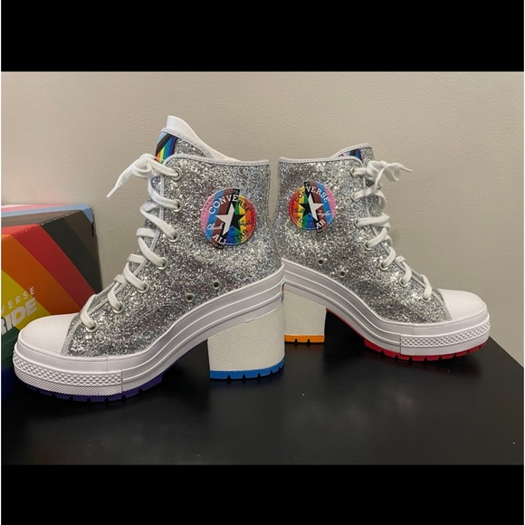 RARE LIKE NEW WITH BOX LGBTQIA+ PRIDE EDITION Converse Chuck 70 De Luxe Heel - Picture 2 of 3